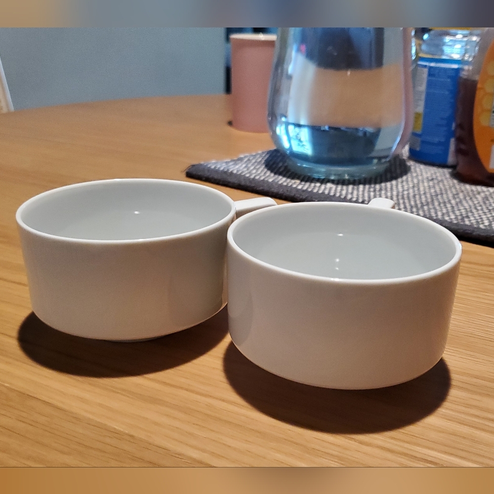 Stackable White Coffee Mugs - Picture 3 of 3